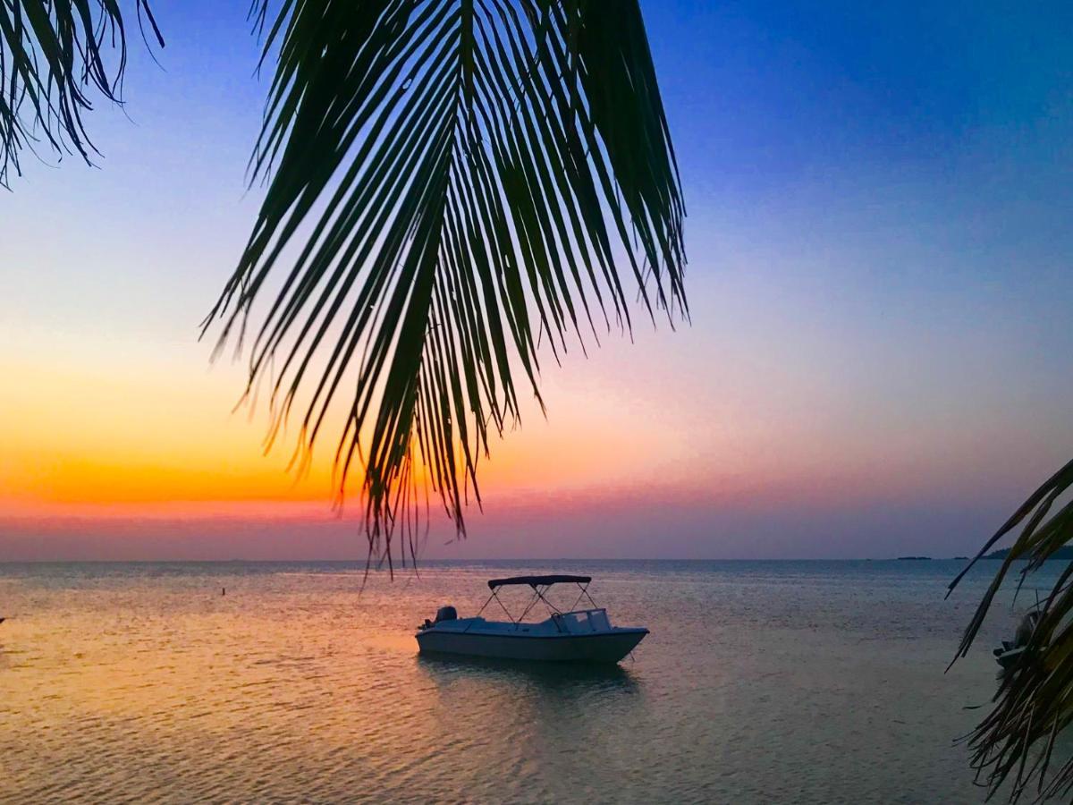 Wind Breeze Sunset View Inn Guraidhoo  Kültér fotó